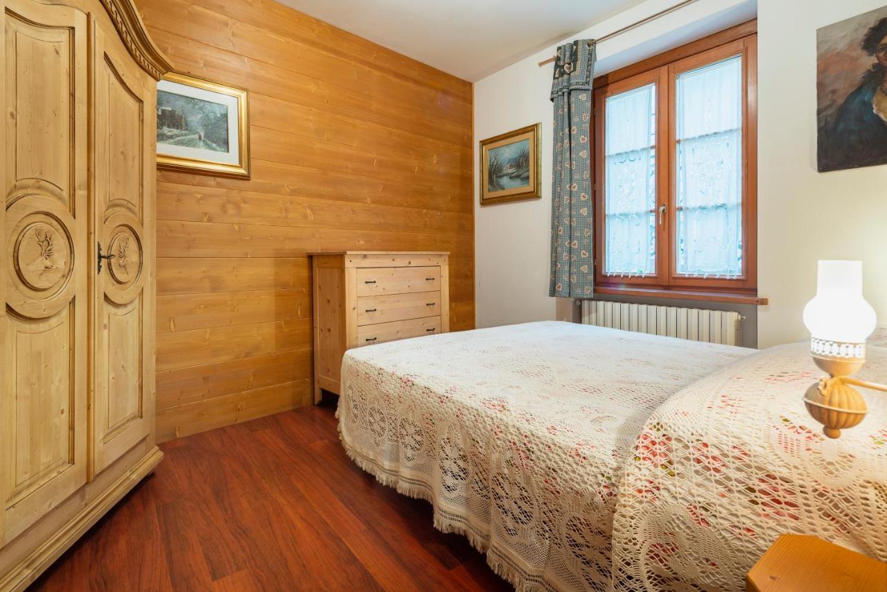 Villa S. Francesco - Stayincortina Cortina d'Ampezzo Bagian luar foto