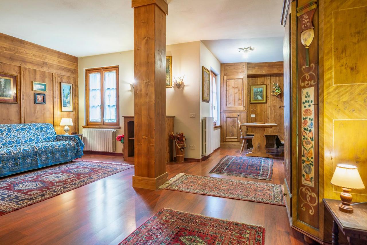 Villa S. Francesco - Stayincortina Cortina d'Ampezzo Bagian luar foto